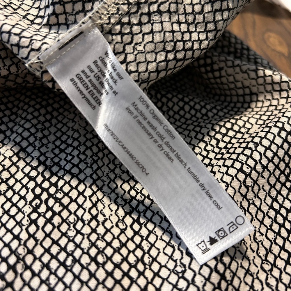 Eileen Fisher Monochrome Patterned Wide Leg Pants - Picture 7 of 7